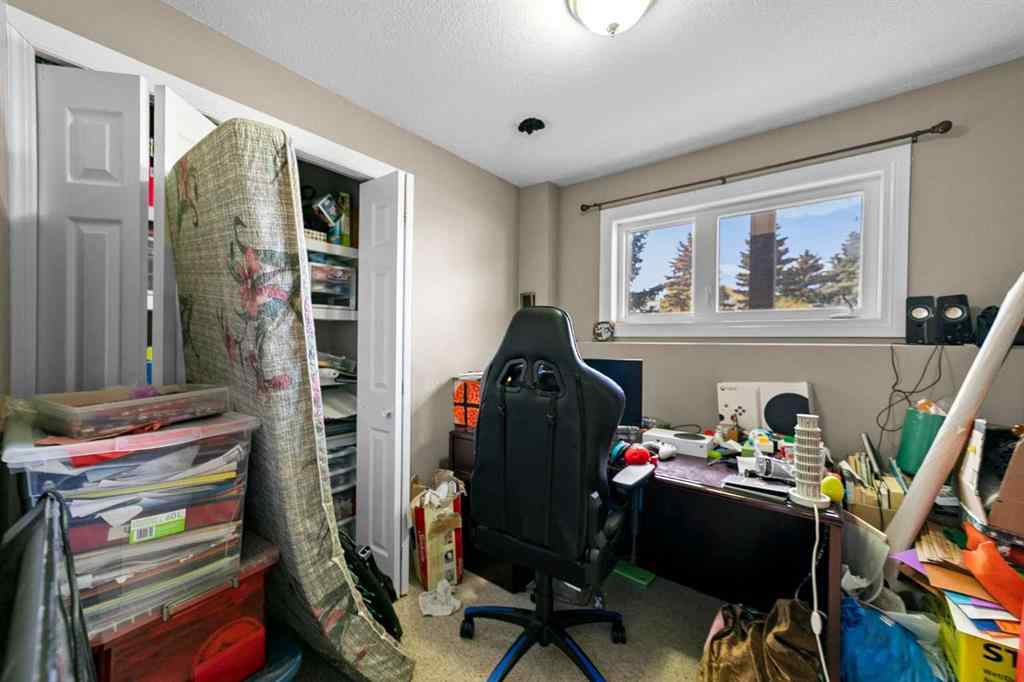 MLS® A2218371 - 5419 53 Street  in Sparling Camrose, Residential