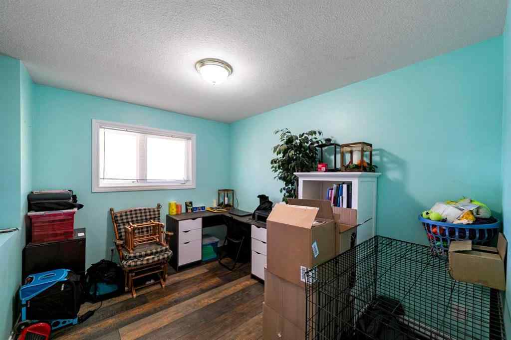 MLS® A2218371 - 5419 53 Street  in Sparling Camrose, Residential