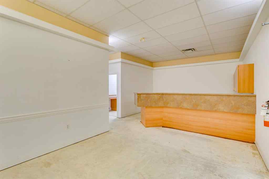 MLS® A2218381 - Unit #40 30 Reidel Street  in Downtown Fort McMurray, Commercial