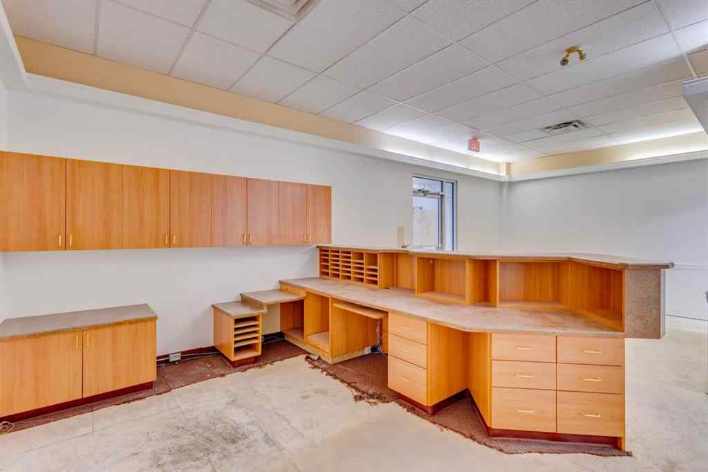 MLS® A2218381 - Unit #40 30 Reidel Street  in Downtown Fort McMurray, Commercial