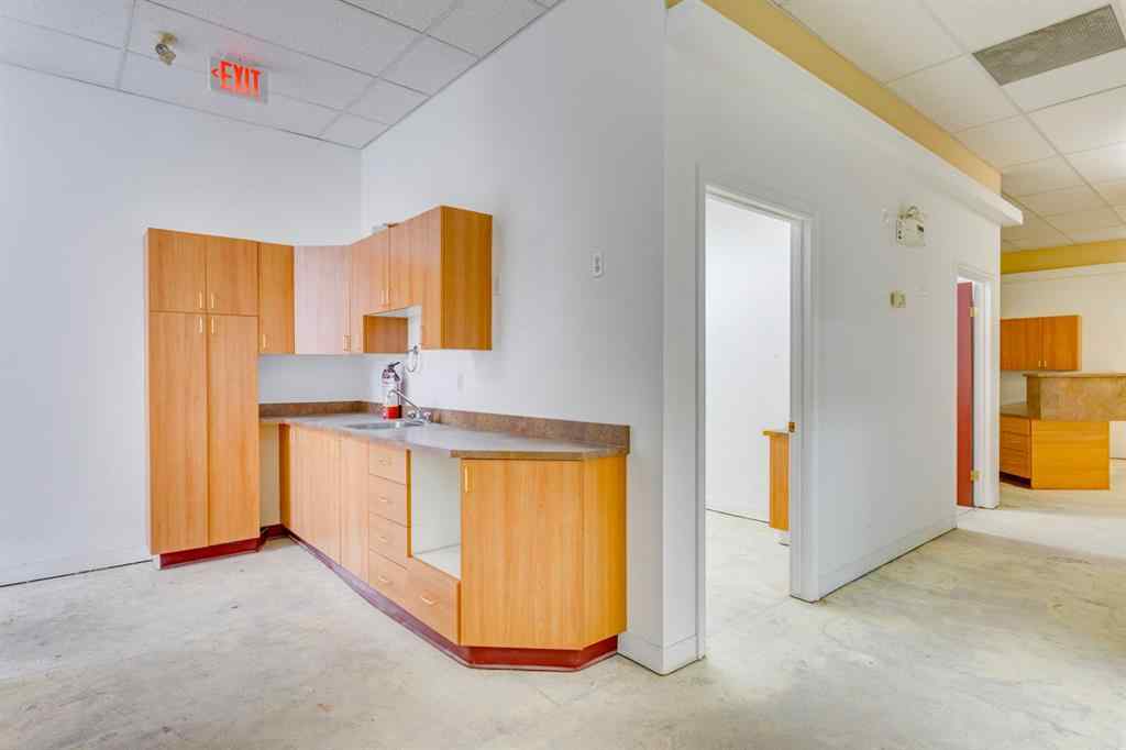 MLS® A2218381 - Unit #40 30 Reidel Street  in Downtown Fort McMurray, Commercial