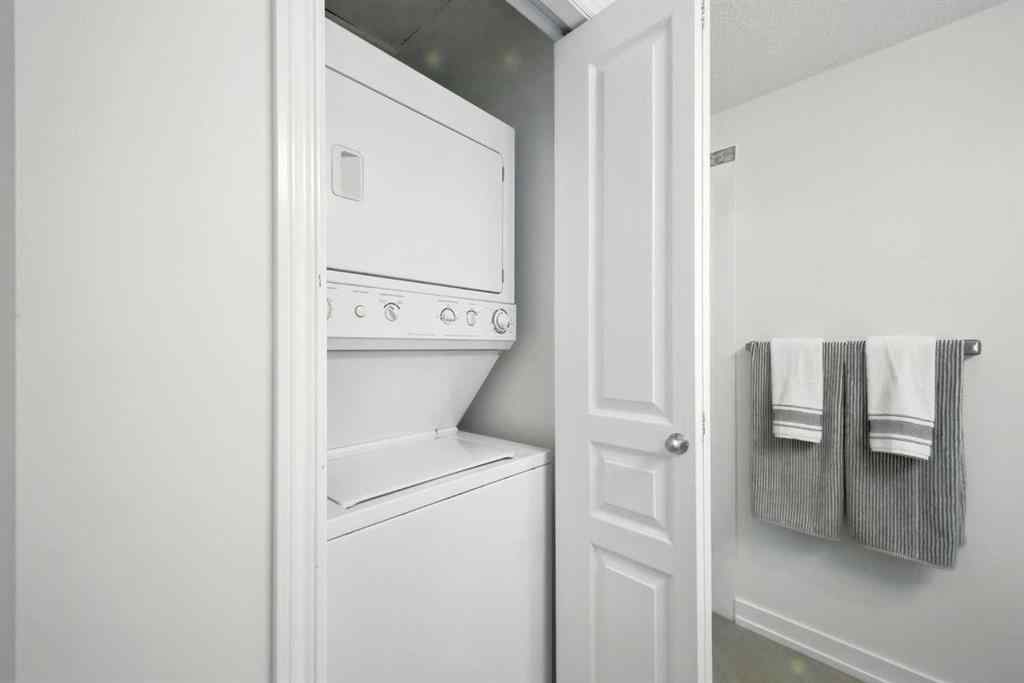 MLS® A2218387 - Unit #409 1718 14 Avenue NW in Hounsfield Heights/Briar Hill Calgary, Residential