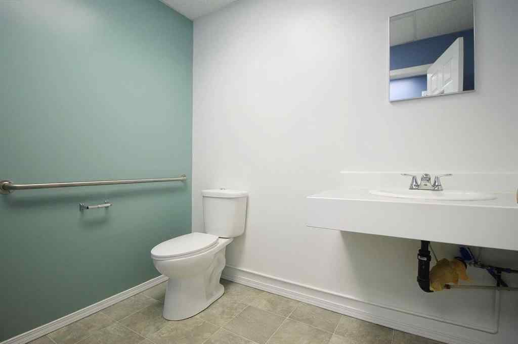 MLS® A2218452 - Unit #1 4920 45 Avenue  in Palo Sylvan Lake, Commercial