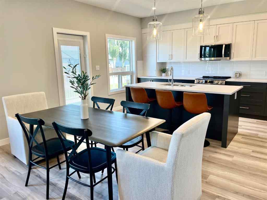 MLS® A2218485 - 70 Palmer Circle  in Panorama Estates Blackfalds, Residential