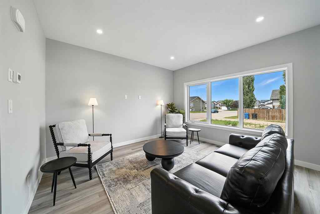 MLS® A2218485 - 70 Palmer Circle  in Panorama Estates Blackfalds, Residential