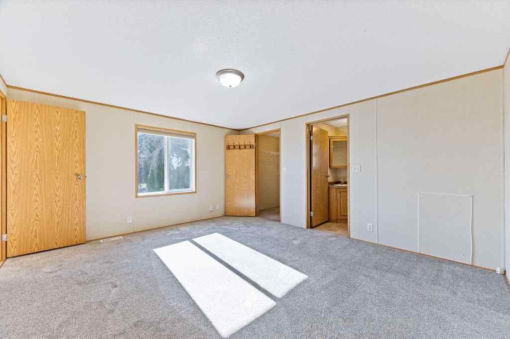 MLS® A2218505 - 5030 48 Avenue  in Kitscoty Kitscoty, Residential