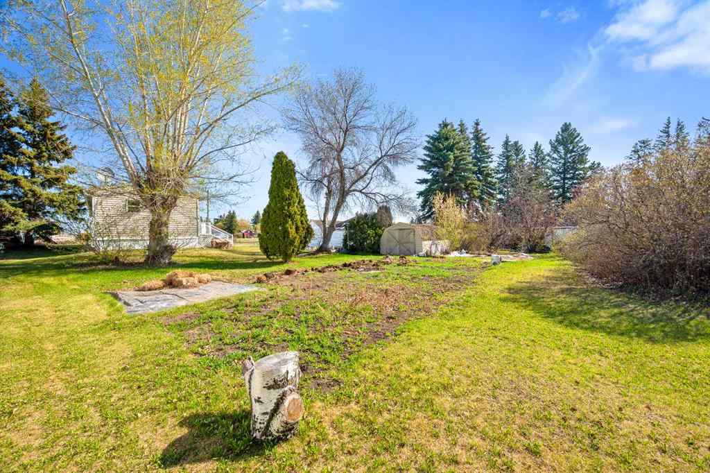 MLS® A2218505 - 5030 48 Avenue  in Kitscoty Kitscoty, Residential