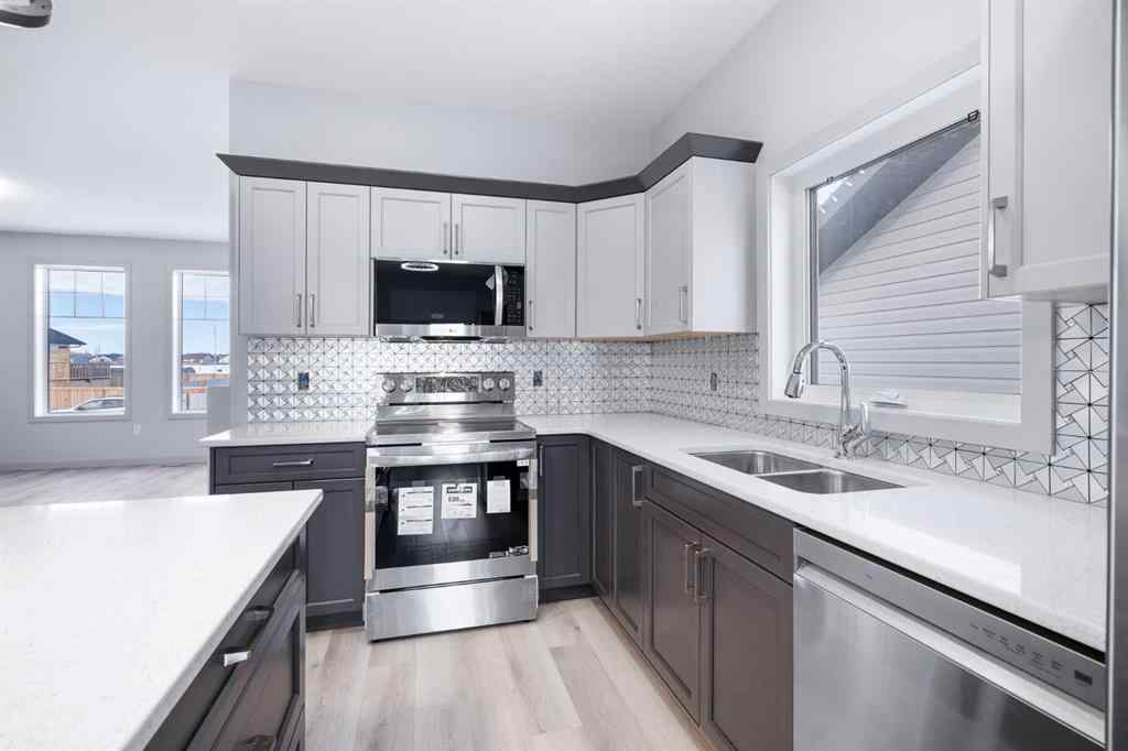MLS® A2218534 - 3321 41 Avenue  in Aurora Lloydminster, Residential