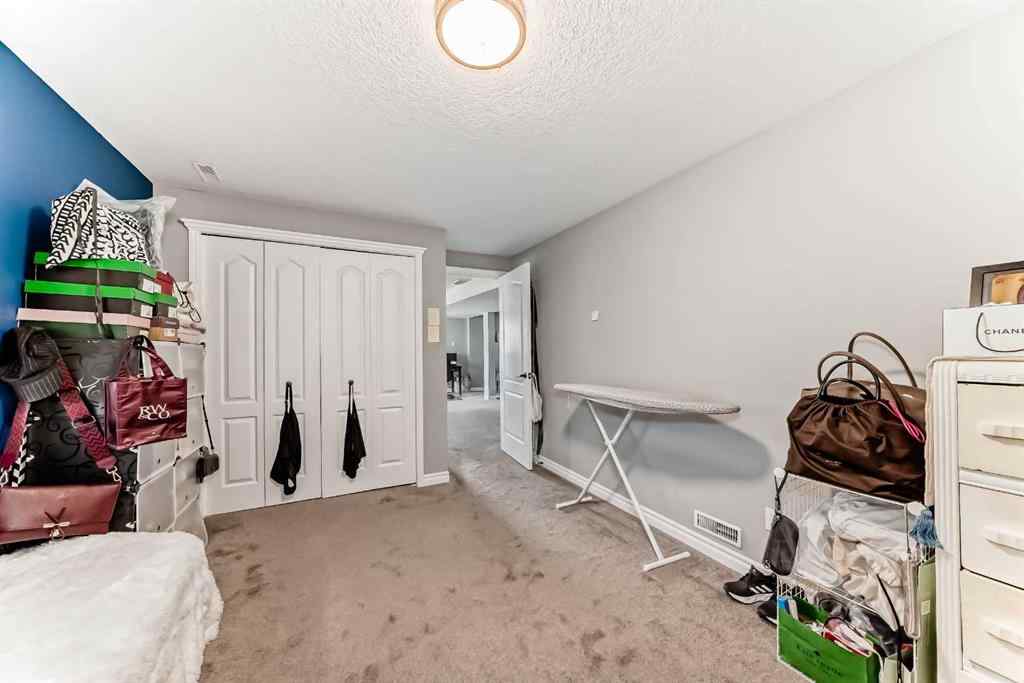 MLS® A2218539 - 51 Richelieu Court SW in Lincoln Park Calgary, Residential