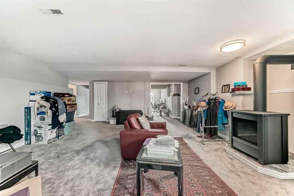 MLS® A2218539 - 51 Richelieu Court SW in Lincoln Park Calgary, Residential
