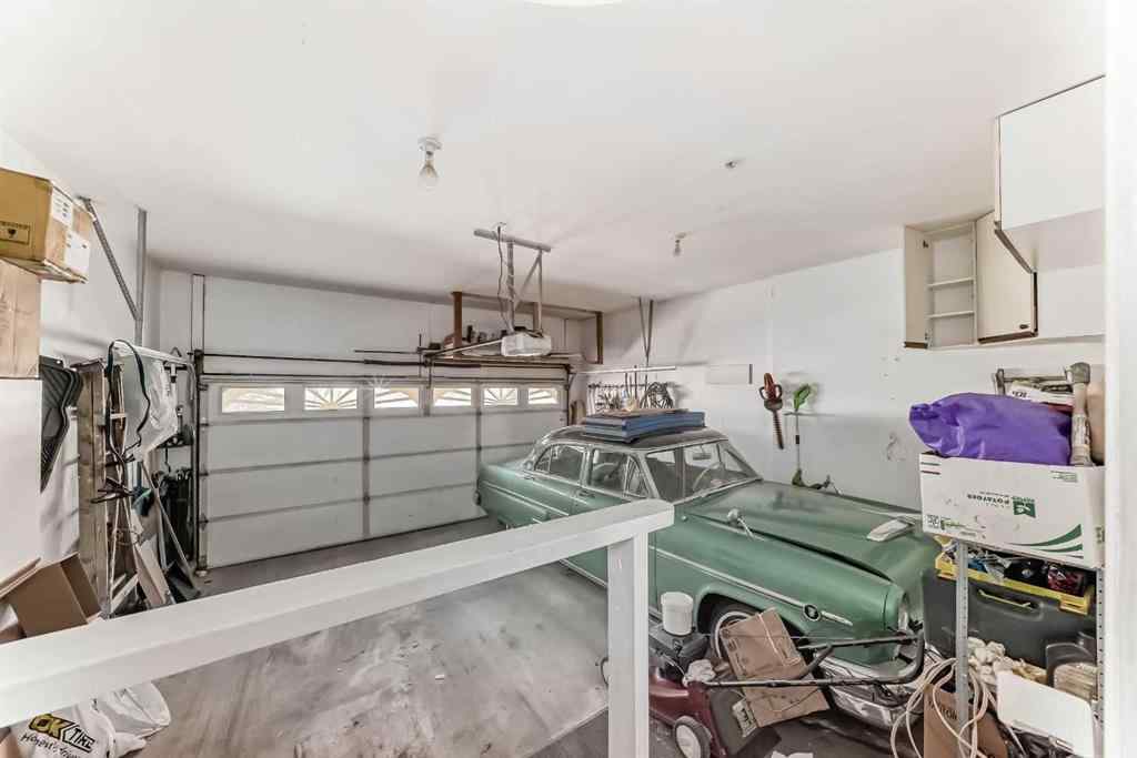 MLS® A2218539 - 51 Richelieu Court SW in Lincoln Park Calgary, Residential