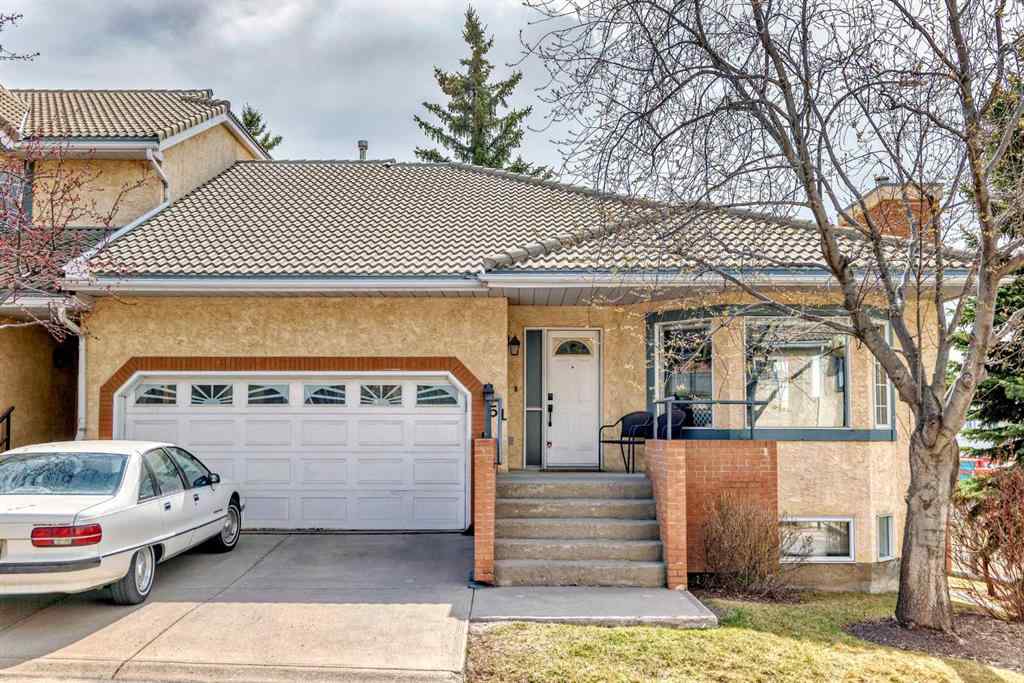 MLS® A2218539 - 51 Richelieu Court SW in Lincoln Park Calgary, Residential
