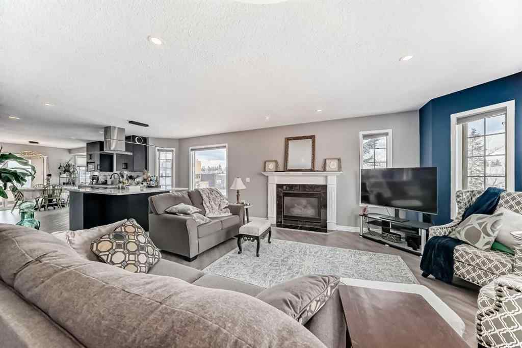 MLS® A2218539 - 51 Richelieu Court SW in Lincoln Park Calgary, Residential