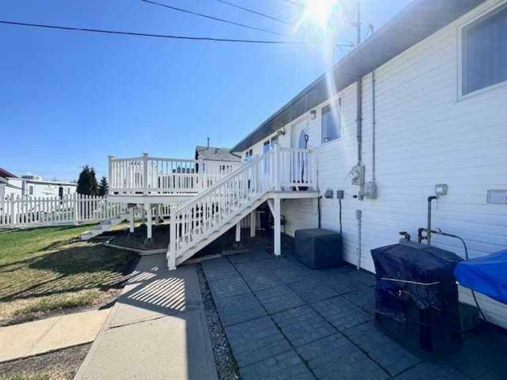 MLS® A2218623 - 5210 57 Street  in West Lloydminster Lloydminster, Residential