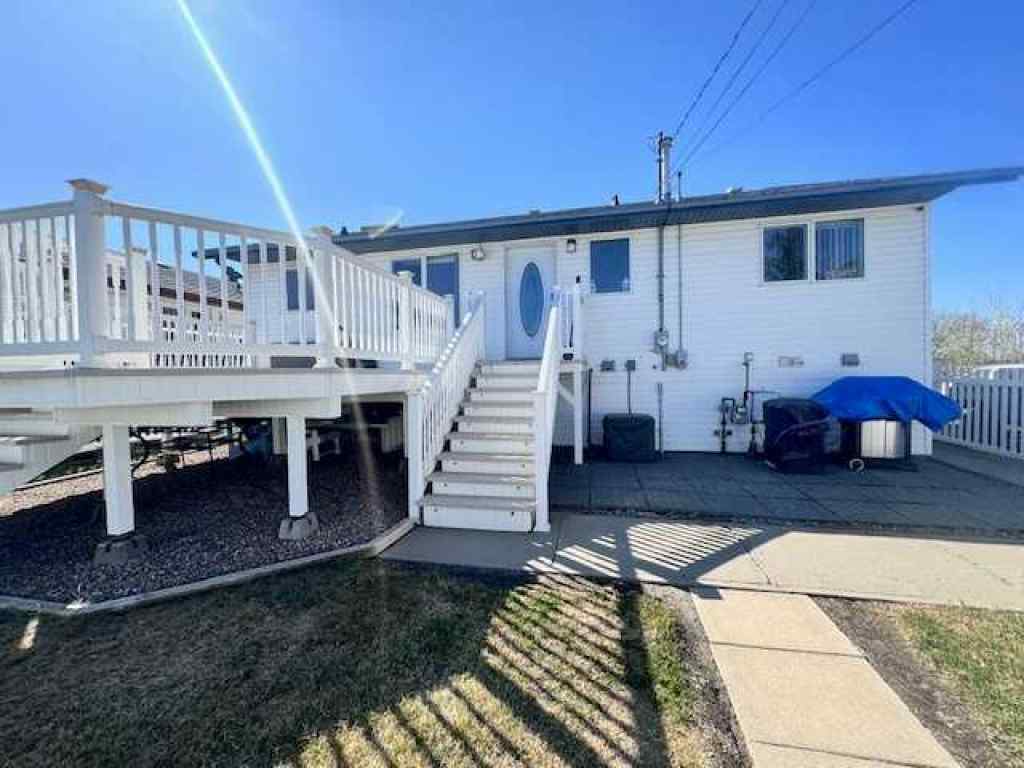 MLS® A2218623 - 5210 57 Street  in West Lloydminster Lloydminster, Residential