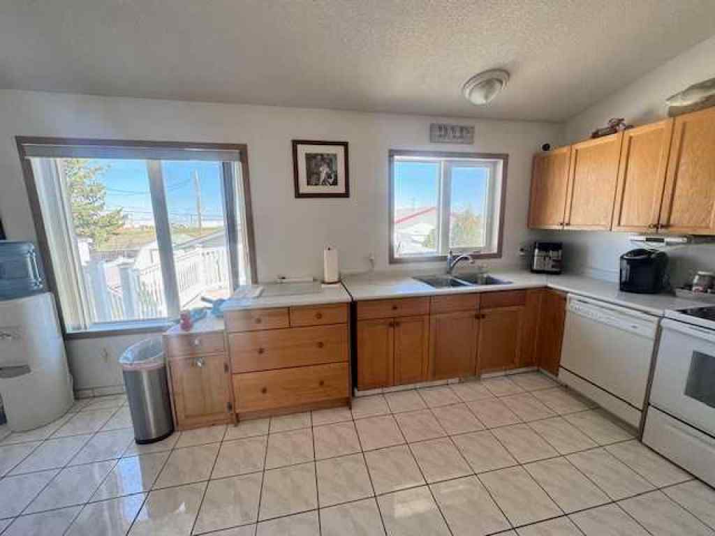 MLS® A2218623 - 5210 57 Street  in West Lloydminster Lloydminster, Residential