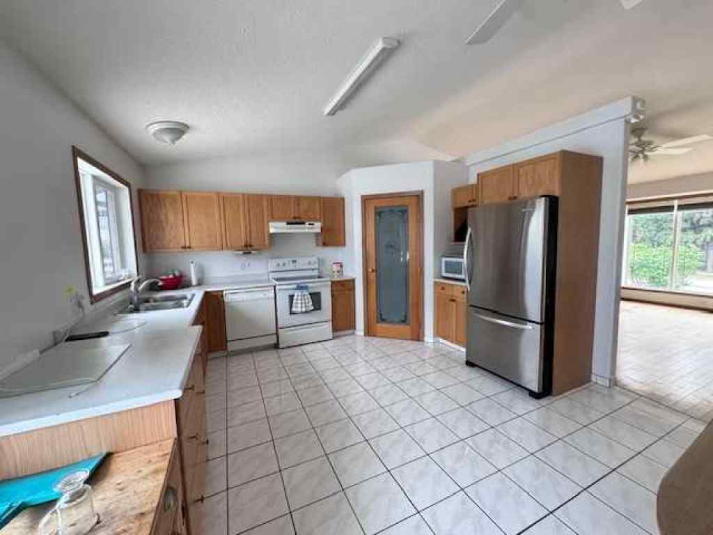 MLS® A2218623 - 5210 57 Street  in West Lloydminster Lloydminster, Residential