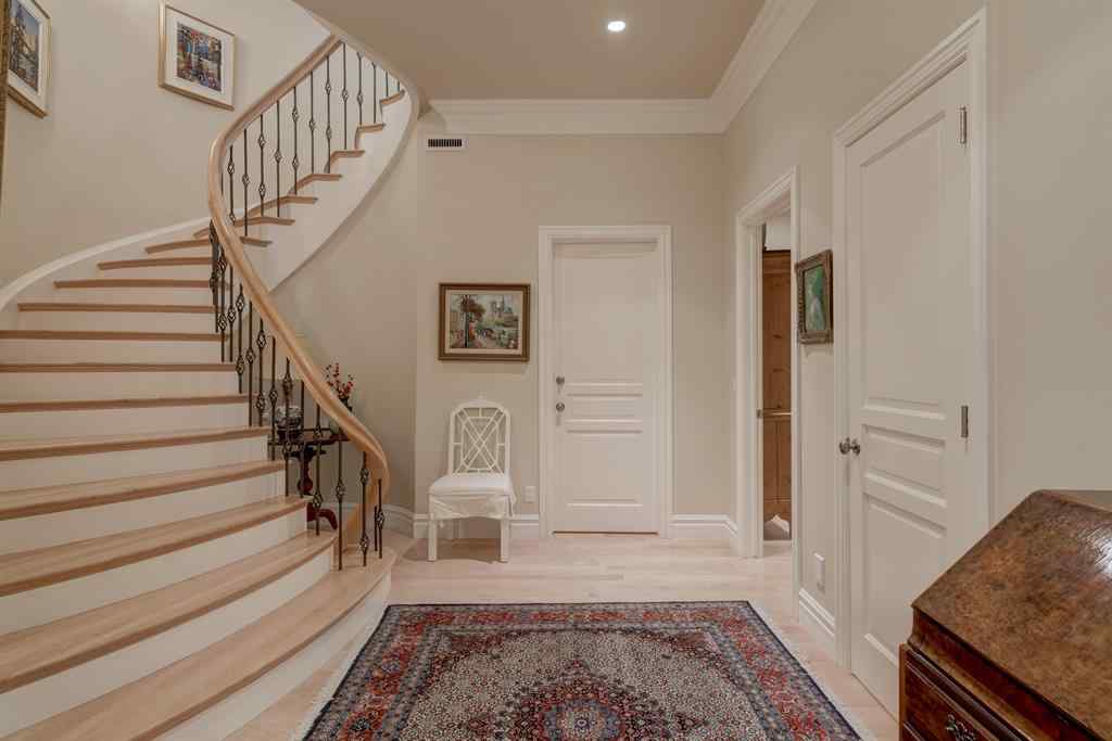 MLS® A2218696 - 107 Lougheed Circle  in NONE Banff, Residential