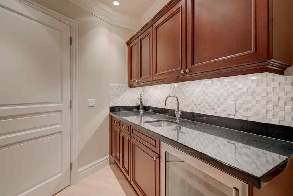 MLS® A2218696 - 107 Lougheed Circle  in NONE Banff, Residential