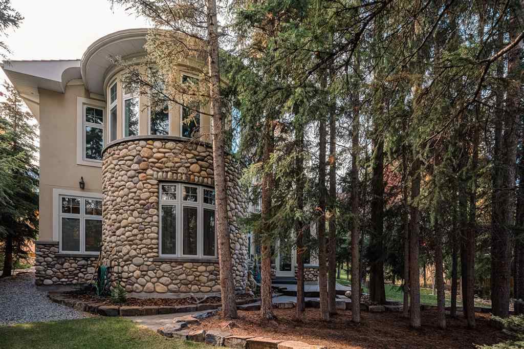 MLS® A2218696 - 107 Lougheed Circle  in NONE Banff, Residential