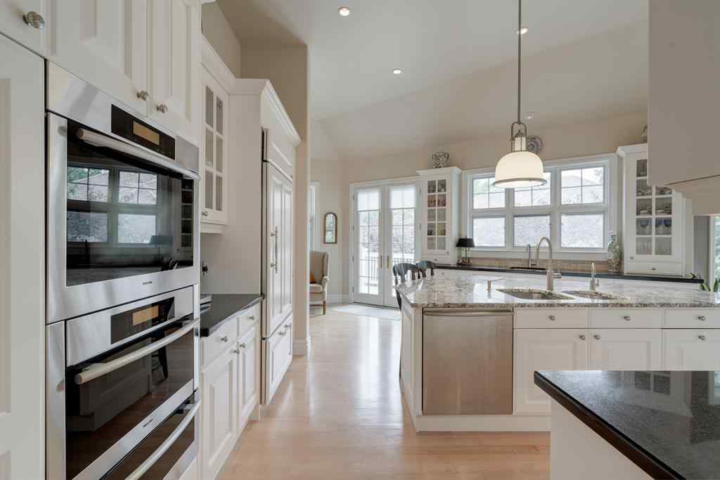 MLS® A2218696 - 107 Lougheed Circle  in NONE Banff, Residential
