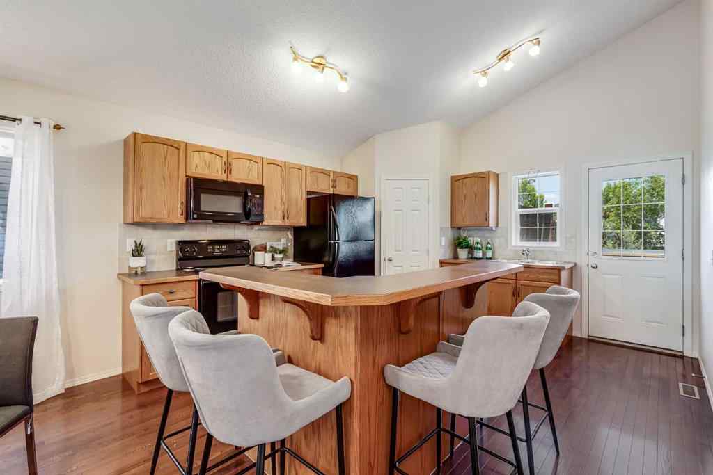 MLS® A2218698 - 1046 Channelside Way SW in Canals Airdrie, Residential