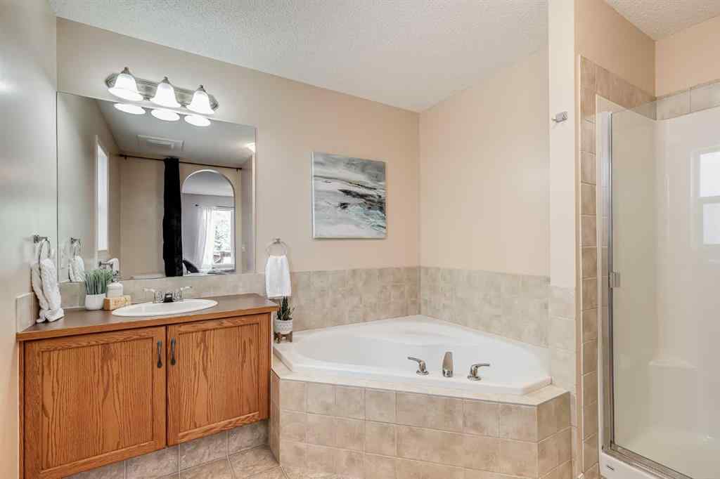 MLS® A2218698 - 1046 Channelside Way SW in Canals Airdrie, Residential