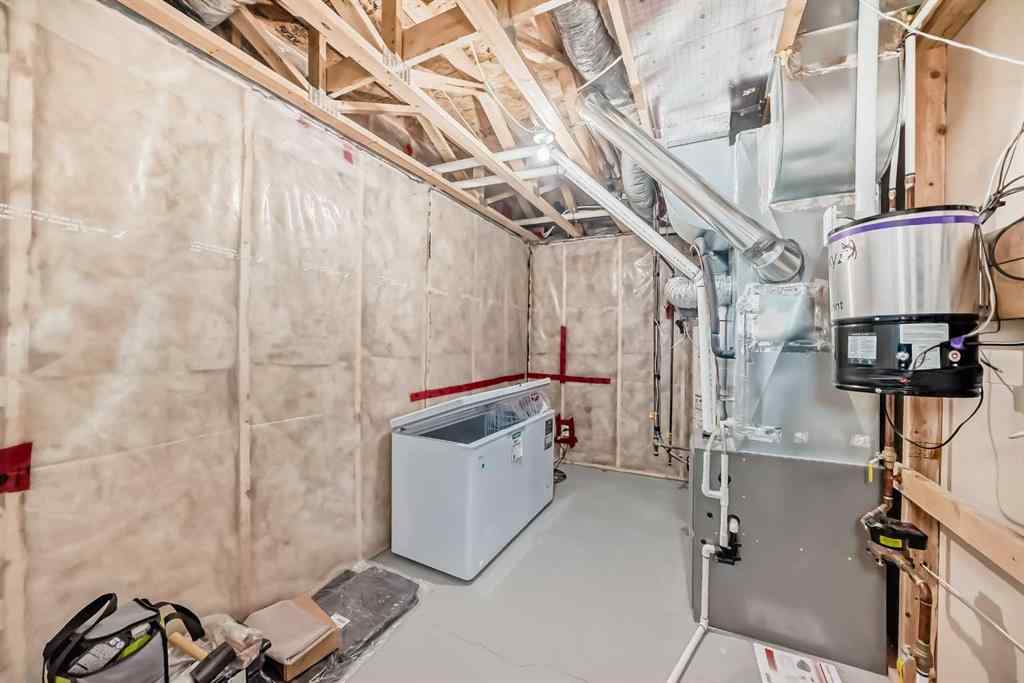 MLS® A2218706 - 636 Aquitania Boulevard W in Garry Station Lethbridge, Residential