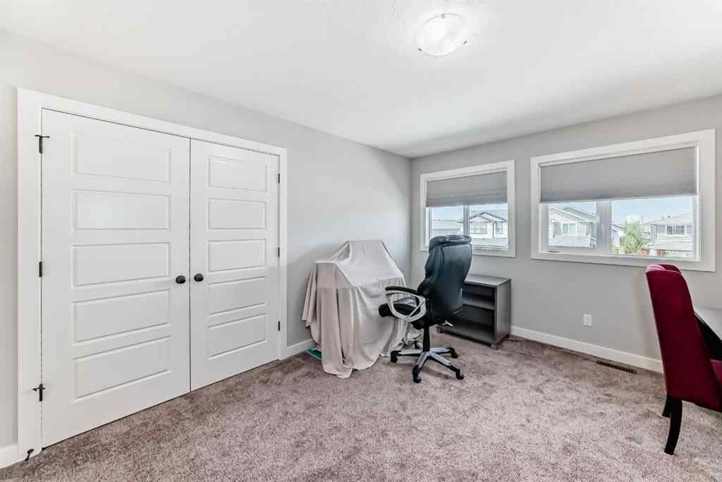 MLS® A2218706 - 636 Aquitania Boulevard W in Garry Station Lethbridge, Residential