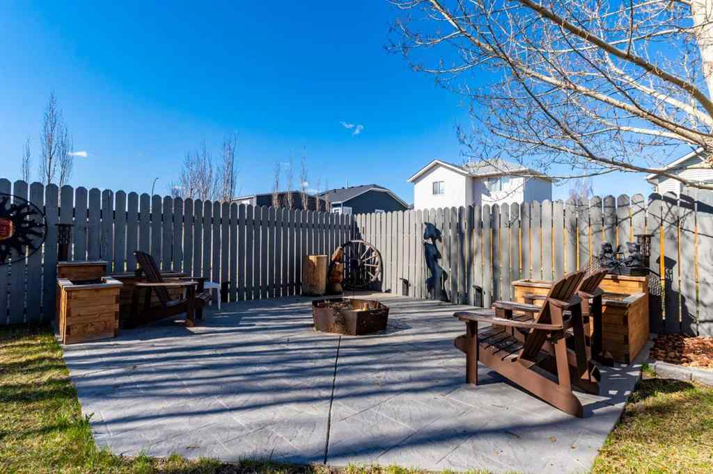 MLS® A2218742 - 56 Collins Crescent  in NONE Crossfield, Residential