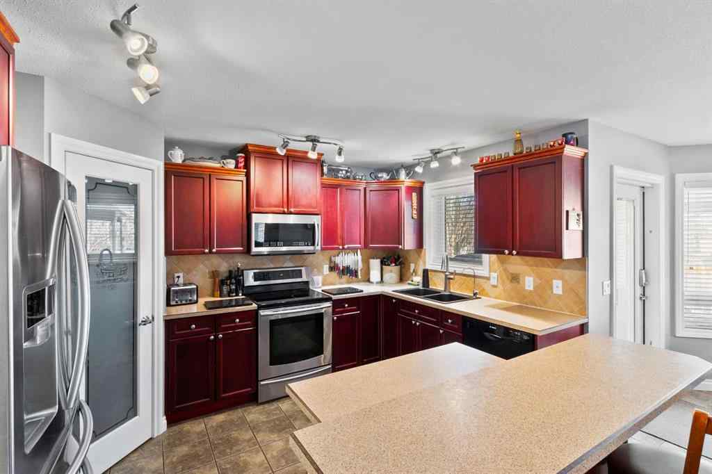 MLS® A2218742 - 56 Collins Crescent  in NONE Crossfield, Residential