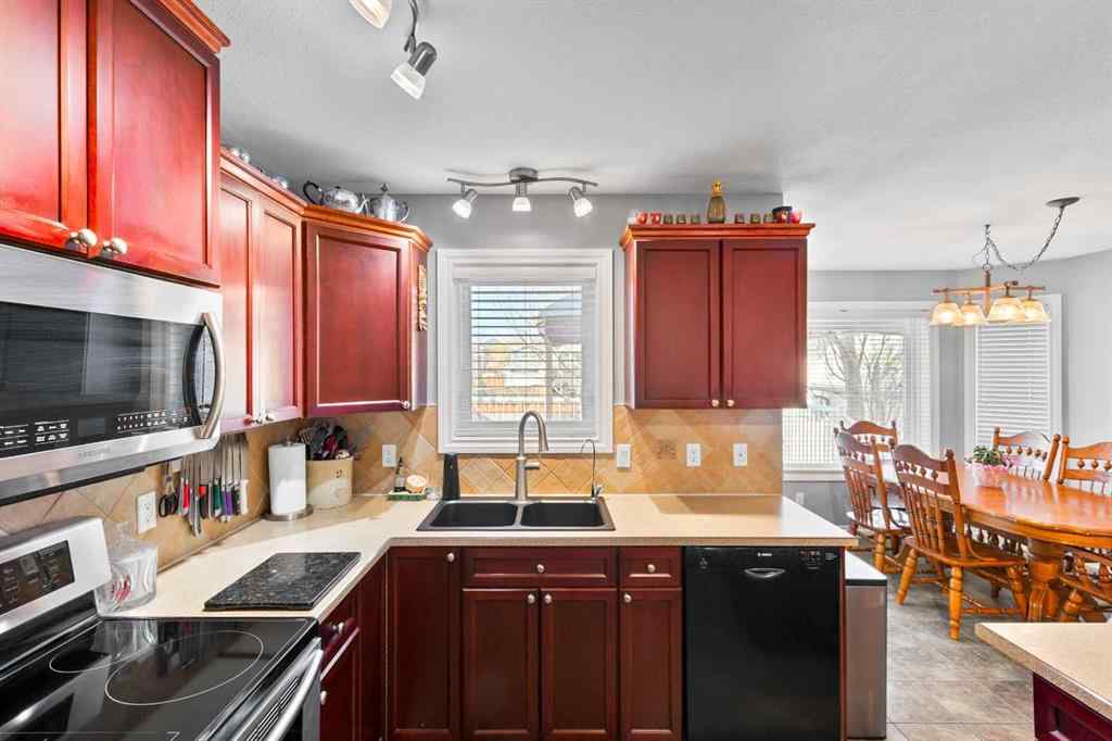 MLS® A2218742 - 56 Collins Crescent  in NONE Crossfield, Residential