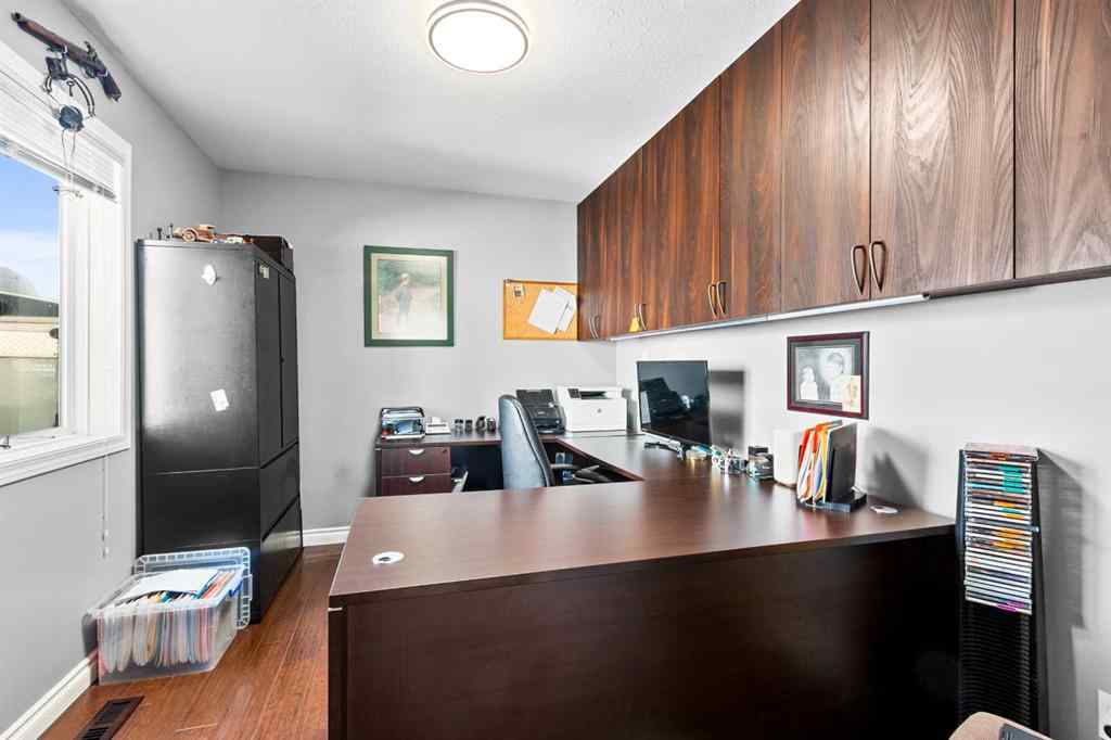 MLS® A2218742 - 56 Collins Crescent  in NONE Crossfield, Residential