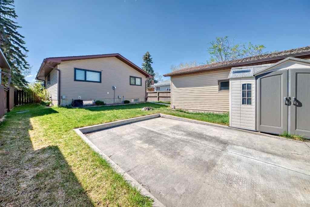 MLS® A2218756 - 3416 60 Street NE in Temple Calgary, Residential