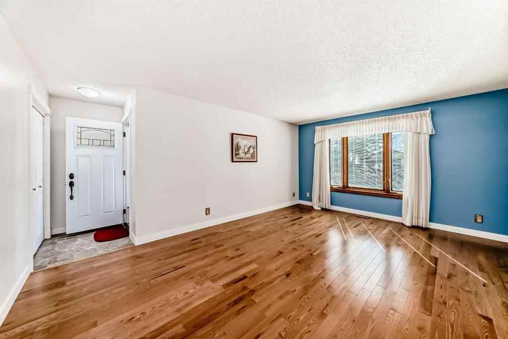 MLS® A2218756 - 3416 60 Street NE in Temple Calgary, Residential