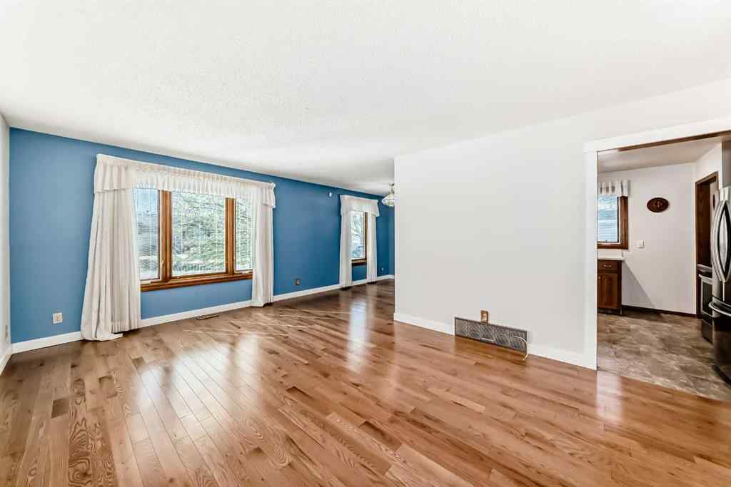 MLS® A2218756 - 3416 60 Street NE in Temple Calgary, Residential