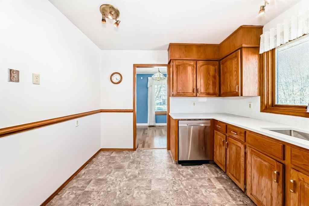 MLS® A2218756 - 3416 60 Street NE in Temple Calgary, Residential