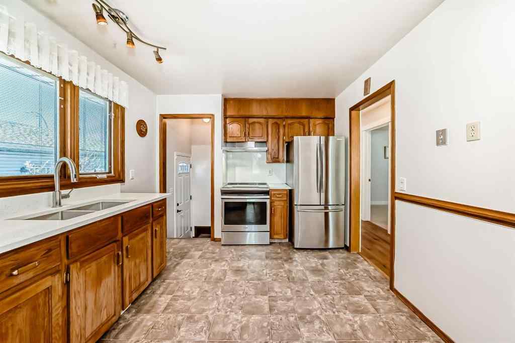 MLS® A2218756 - 3416 60 Street NE in Temple Calgary, Residential