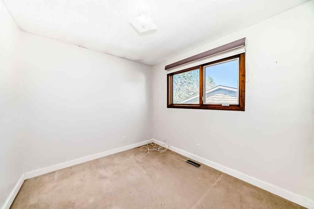 MLS® A2218756 - 3416 60 Street NE in Temple Calgary, Residential