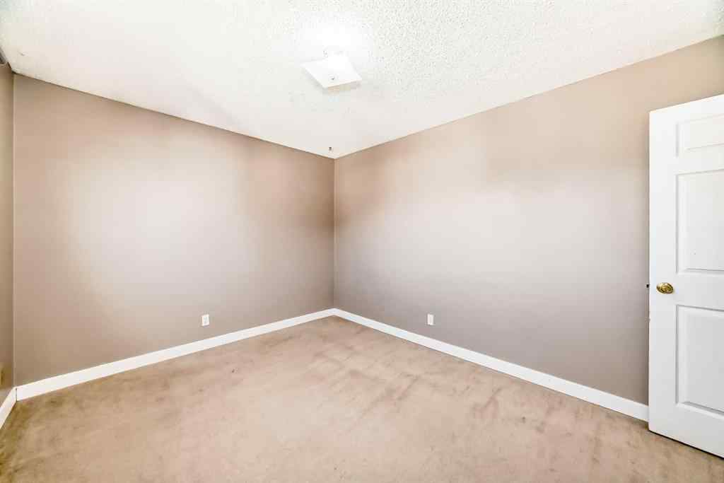 MLS® A2218756 - 3416 60 Street NE in Temple Calgary, Residential