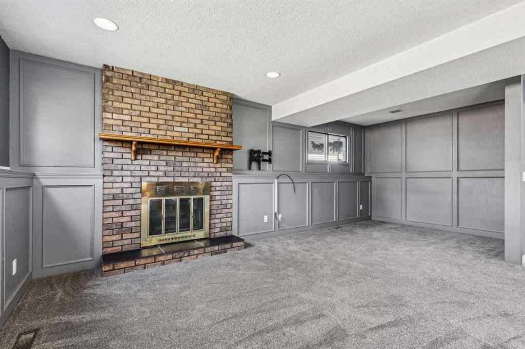 MLS® A2218766 - 72 Hawkley Valley Road NW in Hawkwood Calgary, Residential