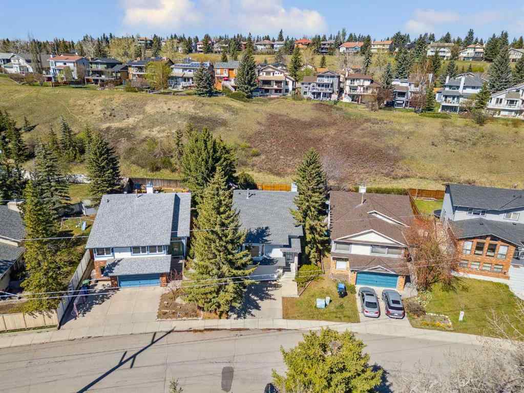 MLS® A2218766 - 72 Hawkley Valley Road NW in Hawkwood Calgary, Residential