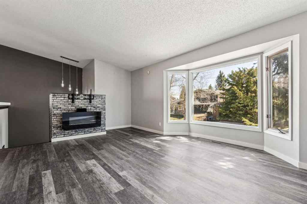 MLS® A2218766 - 72 Hawkley Valley Road NW in Hawkwood Calgary, Residential
