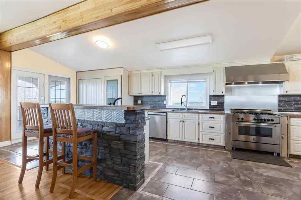 MLS® A2218796 - 193046 Range Road 245   in NONE Rural Vulcan County, Residential
