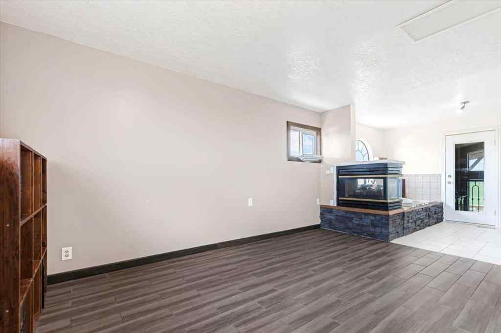 MLS® A2218796 - 193046 Range Road 245   in NONE Rural Vulcan County, Residential