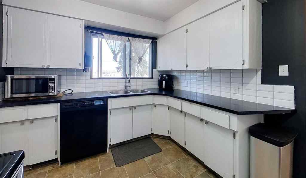 MLS® A2218815 - 4237 5 Ave   in Edson Edson, Residential