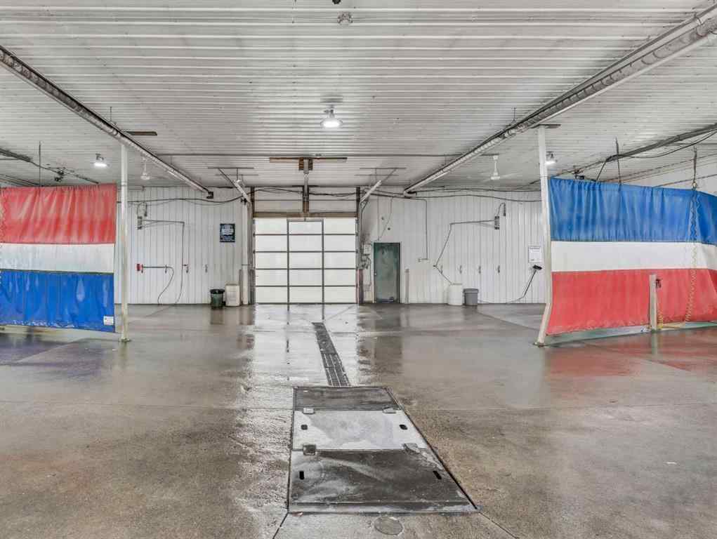 MLS® A2218817 - 1276 Strachan Road SE in SE Southridge Medicine Hat, Commercial