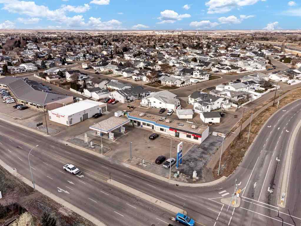 MLS® A2218817 - 1276 Strachan Road SE in SE Southridge Medicine Hat, Commercial