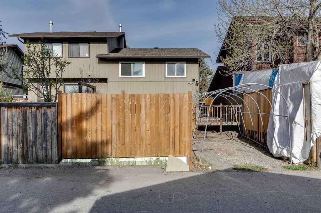 MLS® A2218870 - 140 Templehill Drive NE in Temple Calgary, Residential