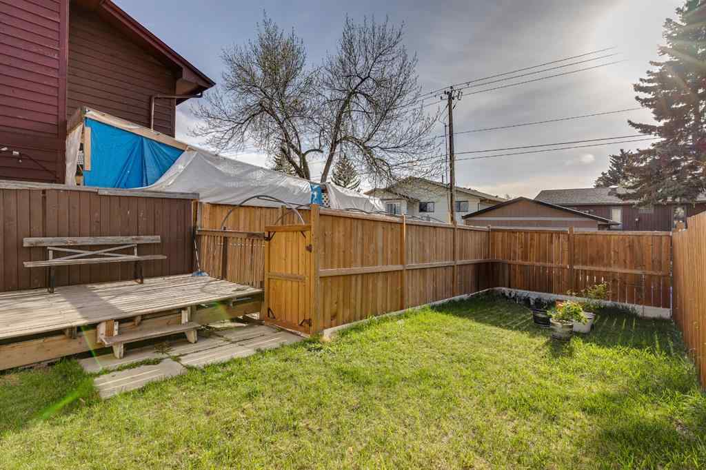 MLS® A2218870 - 140 Templehill Drive NE in Temple Calgary, Residential